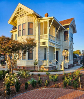 The JD Hyde Historic Inn